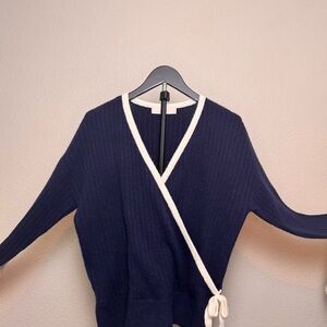 LOFT Navy Blue Wrap Sweater w/ Cream Trim Tie Waist Size Large